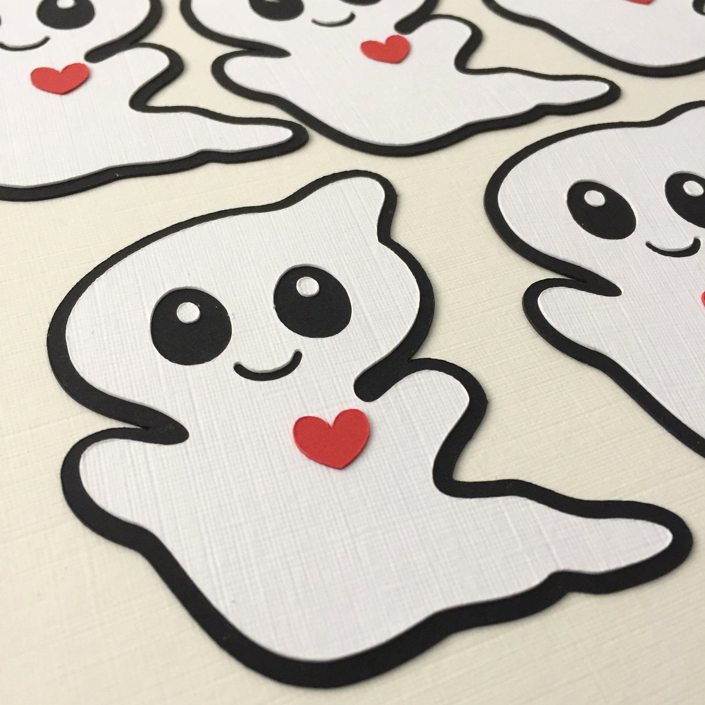 8 CUTE WHITE GHOSTS Halloween Card Making Die Cut Toppers