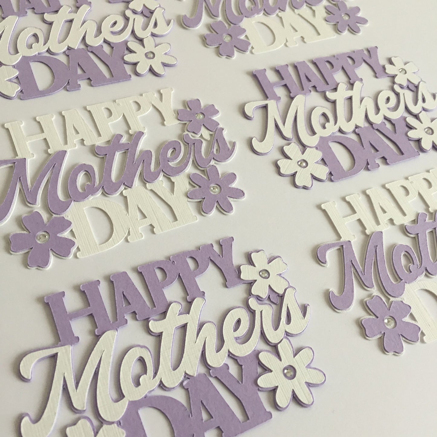 6 Floral Lilac & White HAPPY MOTHER'S DAY Sentiment Die Cut Toppers