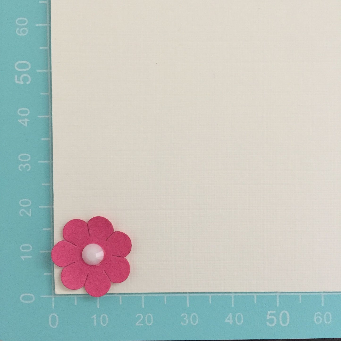20 Small PINK FLOWER Valentine/Wedding Card Making Toppers