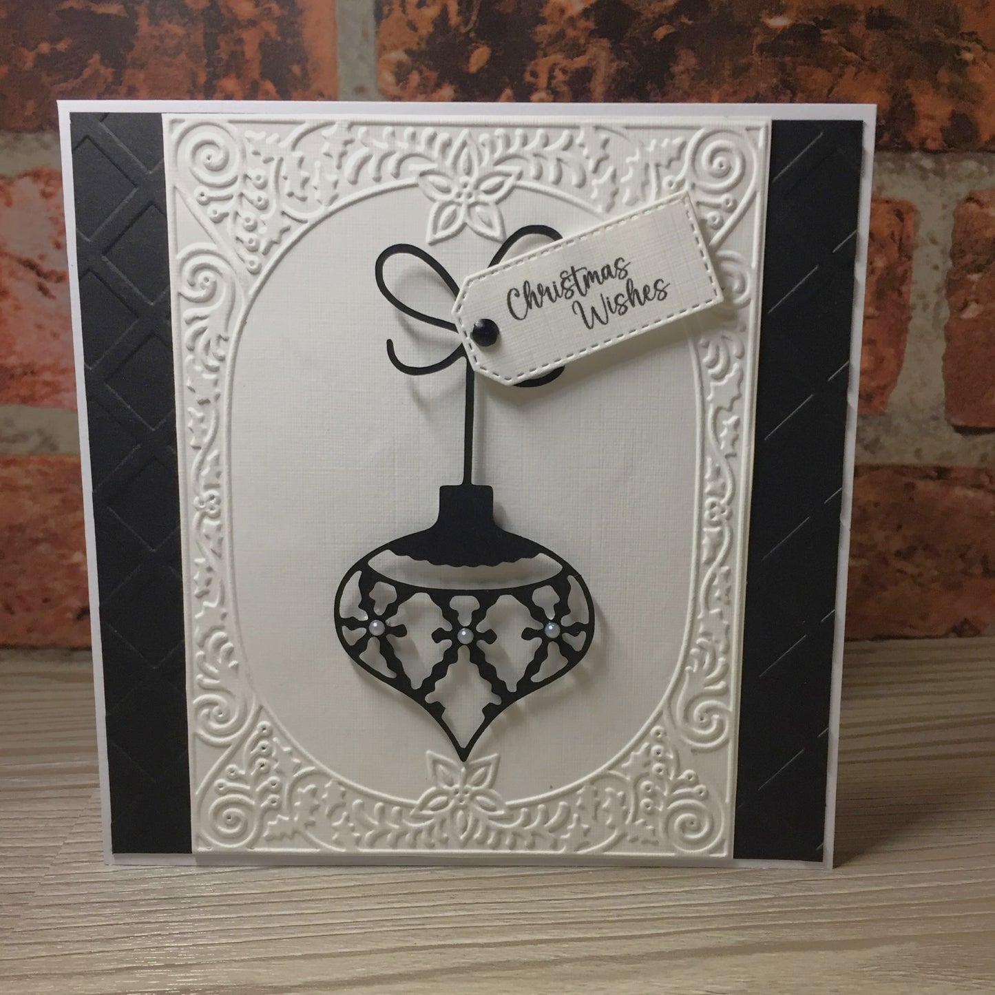 12 Black & White TEARDROP BAUBLE Christmas Card Making Die Cuts