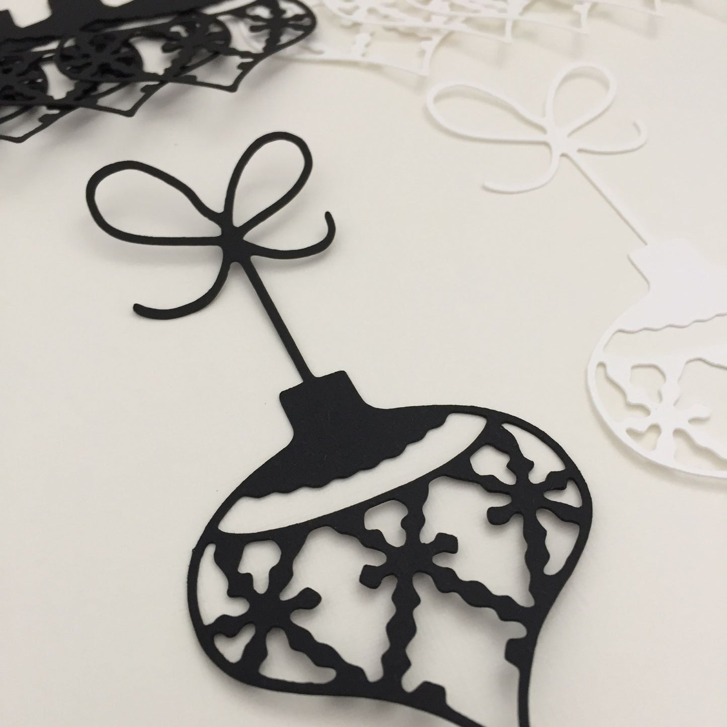12 Black & White TEARDROP BAUBLE Christmas Card Making Die Cuts