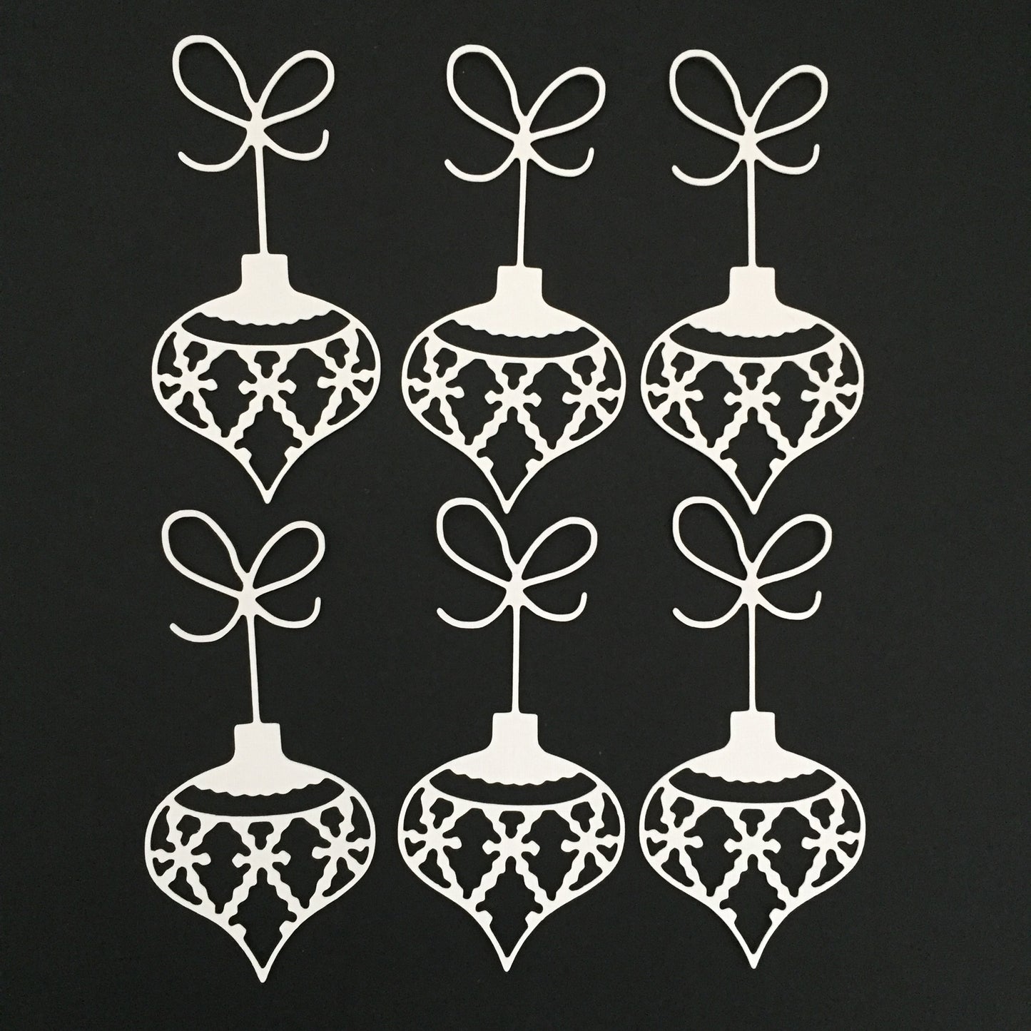 12 Black & White TEARDROP BAUBLE Christmas Card Making Die Cuts