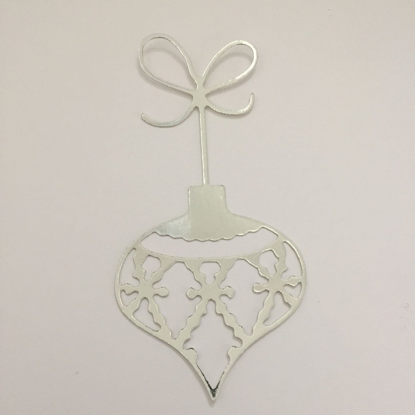 12 Gold & Silver TEARDROP BAUBLE Christmas Card Making Die Cuts