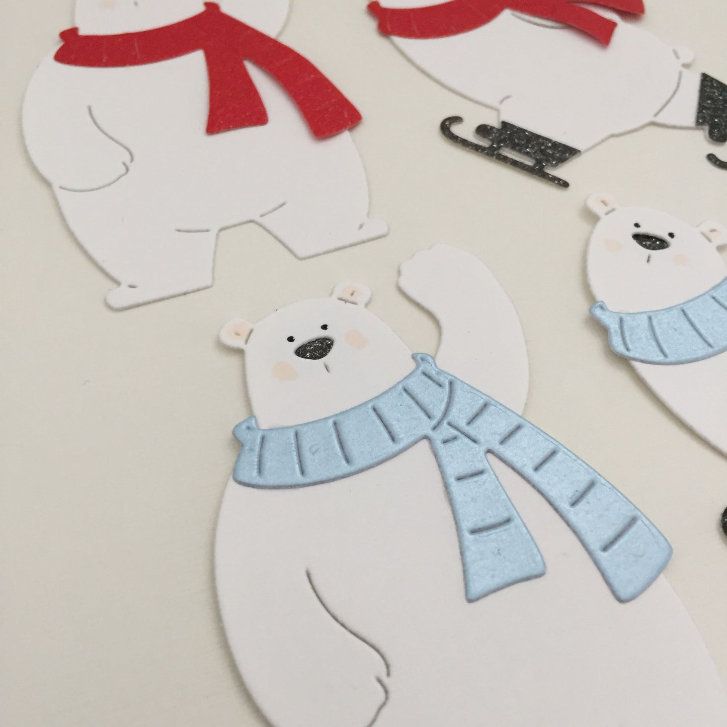 6 POLAR BEAR PALS - Christmas Die Cut Card Making Toppers