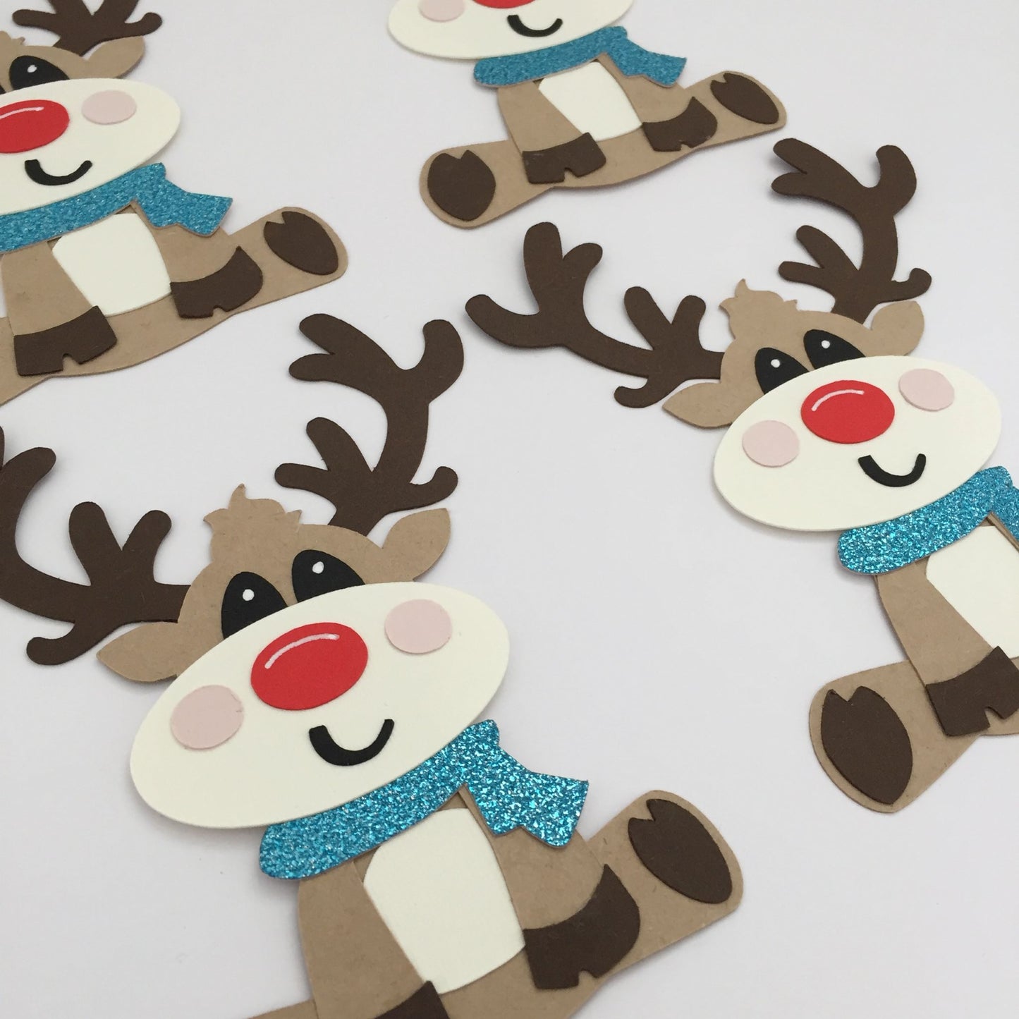 4 SITTING REINDEER Christmas Die Cut Card Making Toppers