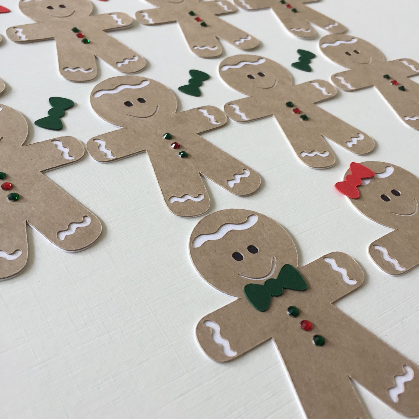 10 GINGERBREAD MAN/LADY Christmas Card Making Die Cut Toppers