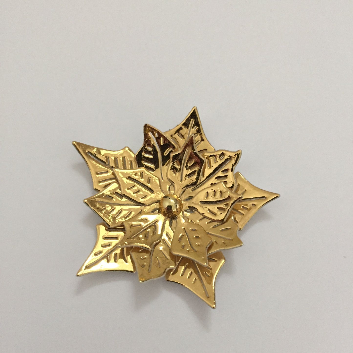12 Gold POINSETTIA Die Cut Christmas Card Making Toppers